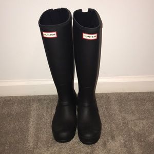 Wide calf hunter boots